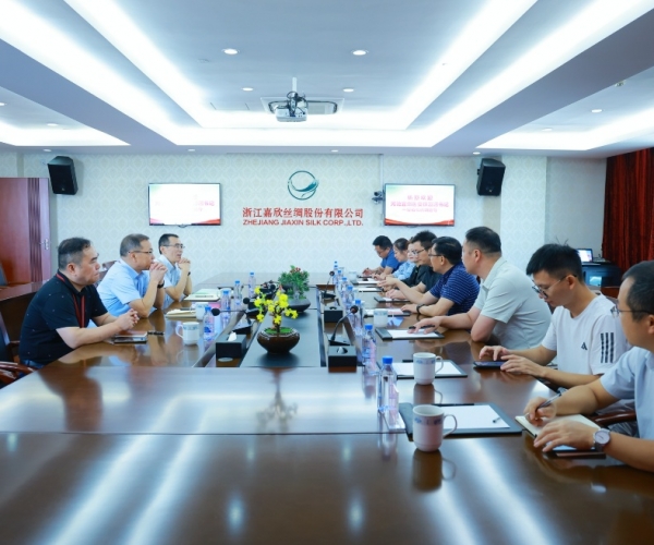 “絲路同源，嘉欣有約”  河池市宜州招商團(tuán)走進(jìn)嘉欣絲綢，共繪新“絲”路！